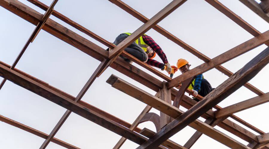 Professional gutter cleaning services in Midway, TX